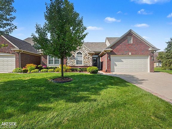 2nd image of 52843 Sable Dr