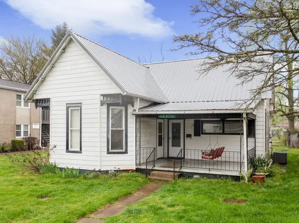 528 W 5th St, Seymour, IN 47274