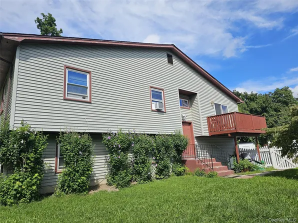36 Singer Avenue, Spring Valley, NY 10977