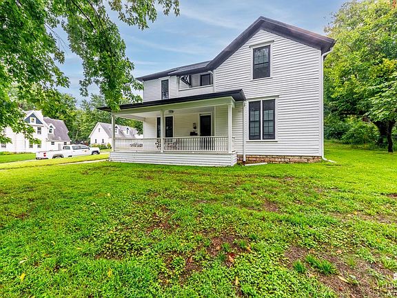 4th image of 601 Poplar St