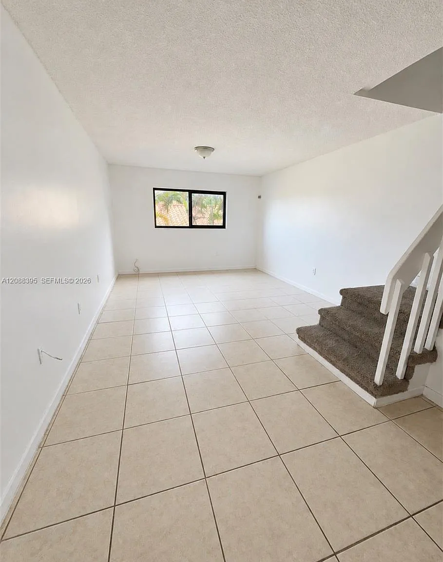 Royal Palm 47 Condo — Photo 2