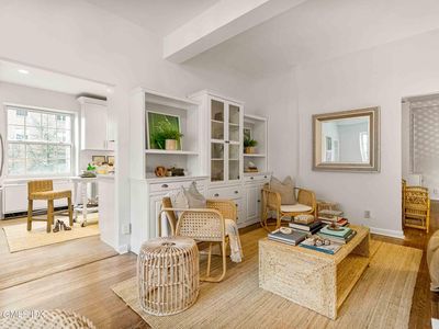 20 Church St APT B3, Greenwich, CT, 06830