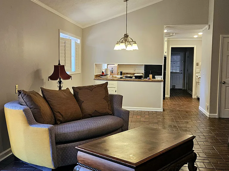 Timberland Dr SW — Photo 4
