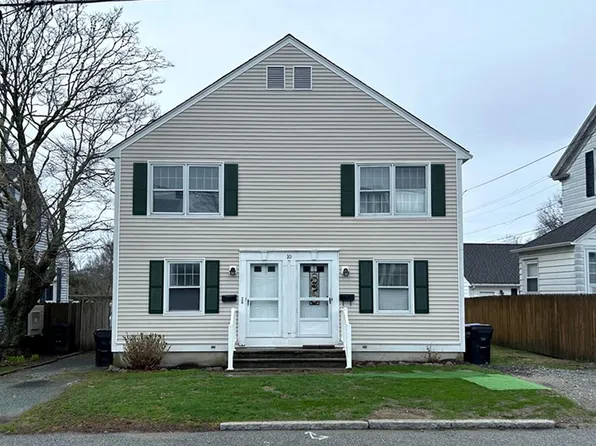 10 Sagamore St, Newport, RI 02840
