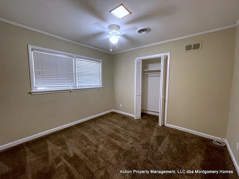 803 Perry Hill Rd — Photo 11