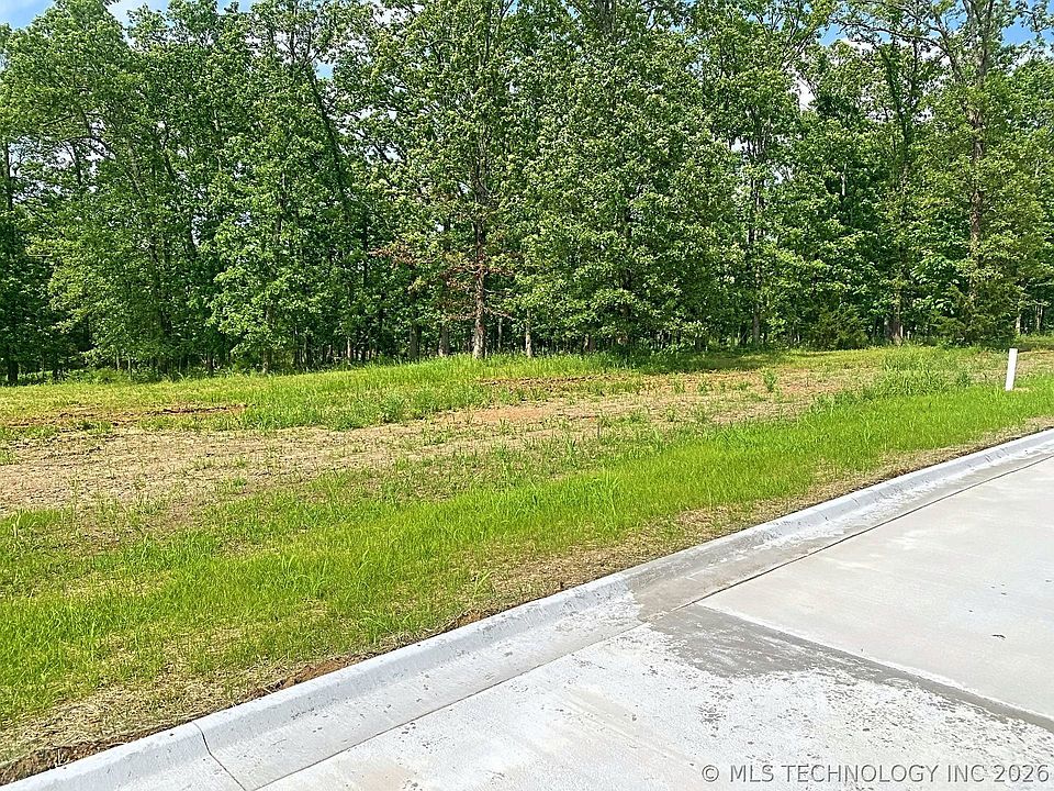 1st image of 791 Winsor Pl