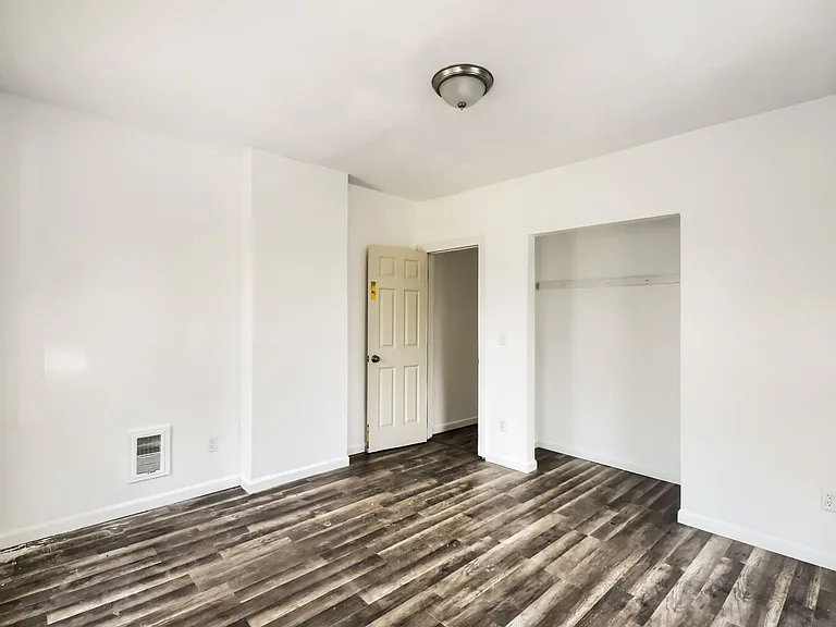 62-64 S Eureka Ave #62 — Photo 13