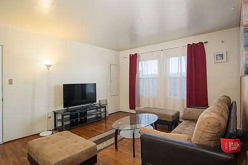 2043 Sunset Cliffs Blvd Photo 1