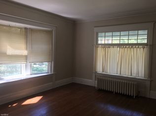 1572 Lake Dr SE APT 1, Grand Rapids, MI 49506