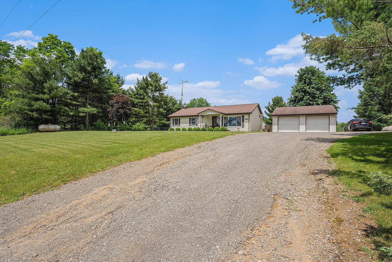 7966 Cain Rd photo 1