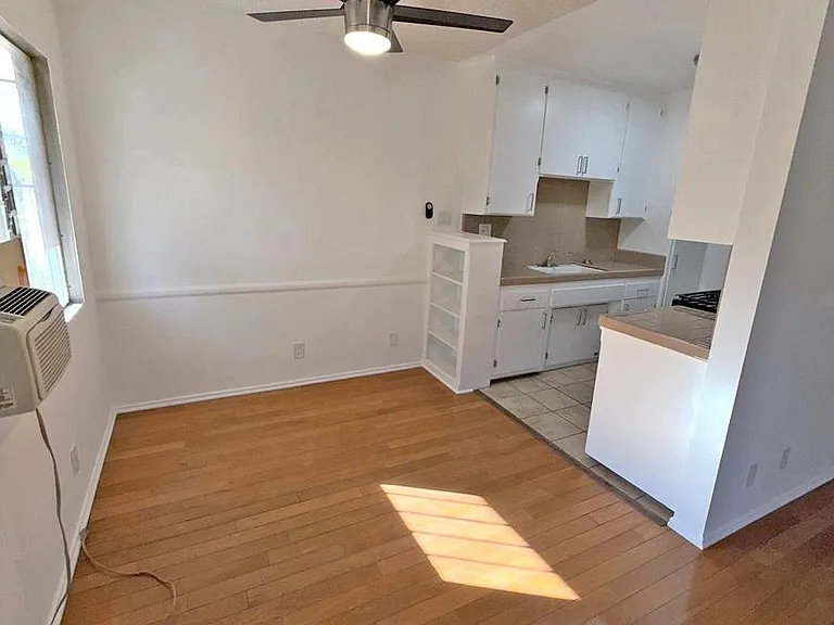 1852 N Wilton Pl #3 — Photo 9