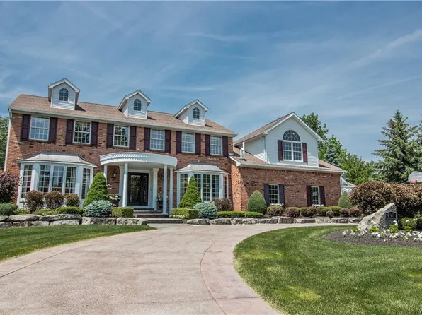 9540 The Maples, Clarence, NY 14031