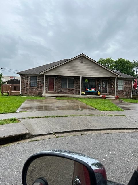 1st image of 106 Burley Pl