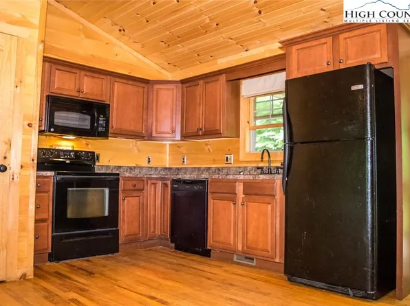 756 Deck Hill Road, Boone, NC 28607