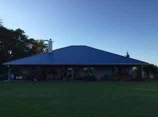 1749 E Feather Valley Rd, Fremont, IN 46737