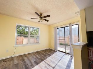 216 Deer Park Ct, Marlton, NJ 08053