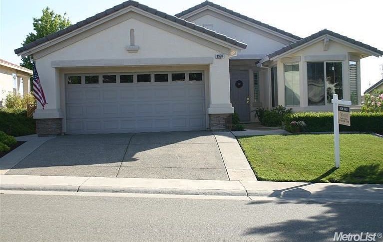 1st image of 1960 Briarcliff Ln