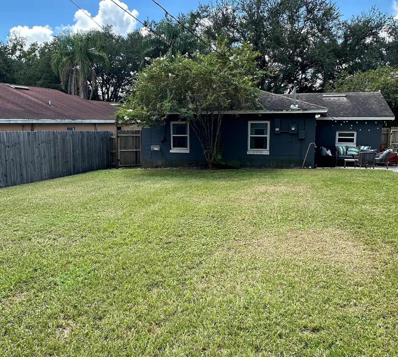 2 bed, 1062 sqft, $2,000 — Photo 2
