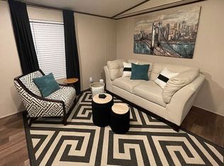 203 Poplar St, Walterboro, SC 29488