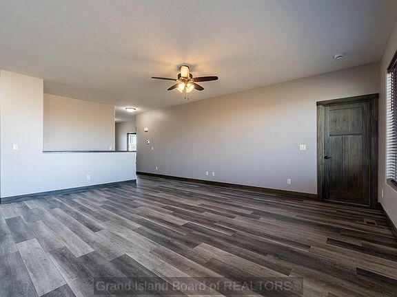 5th image of 1435 Sagewood Ave