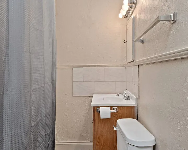 207 N Lakewood Dr — Photo 19