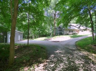 1709 Harrah Rd, Niles, MI 49120