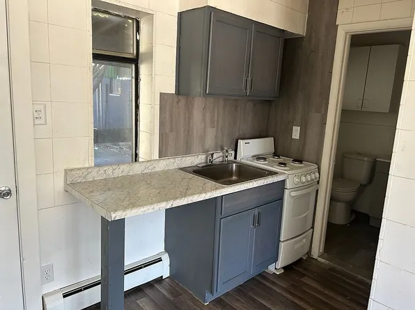 162 Burke St, River Rouge, MI 48218