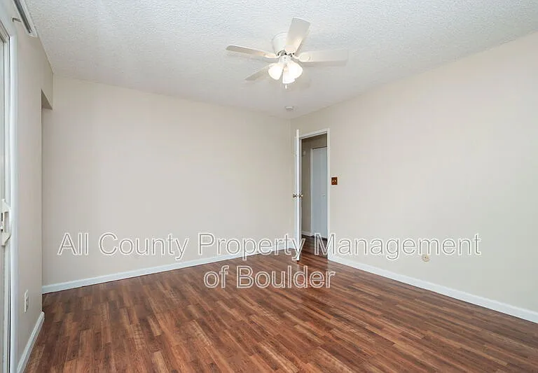 800 W Moorhead Cir #C — Photo 12