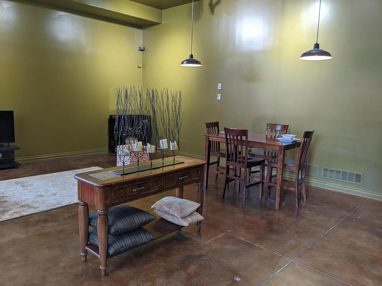 2 bed, 1640 sqft, $2,800 — Photo 4