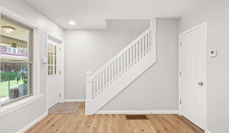 18 Howard Pl — Photo 3