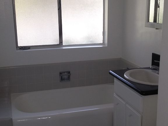 4th image of 17020 W Sunset Blvd APT 22