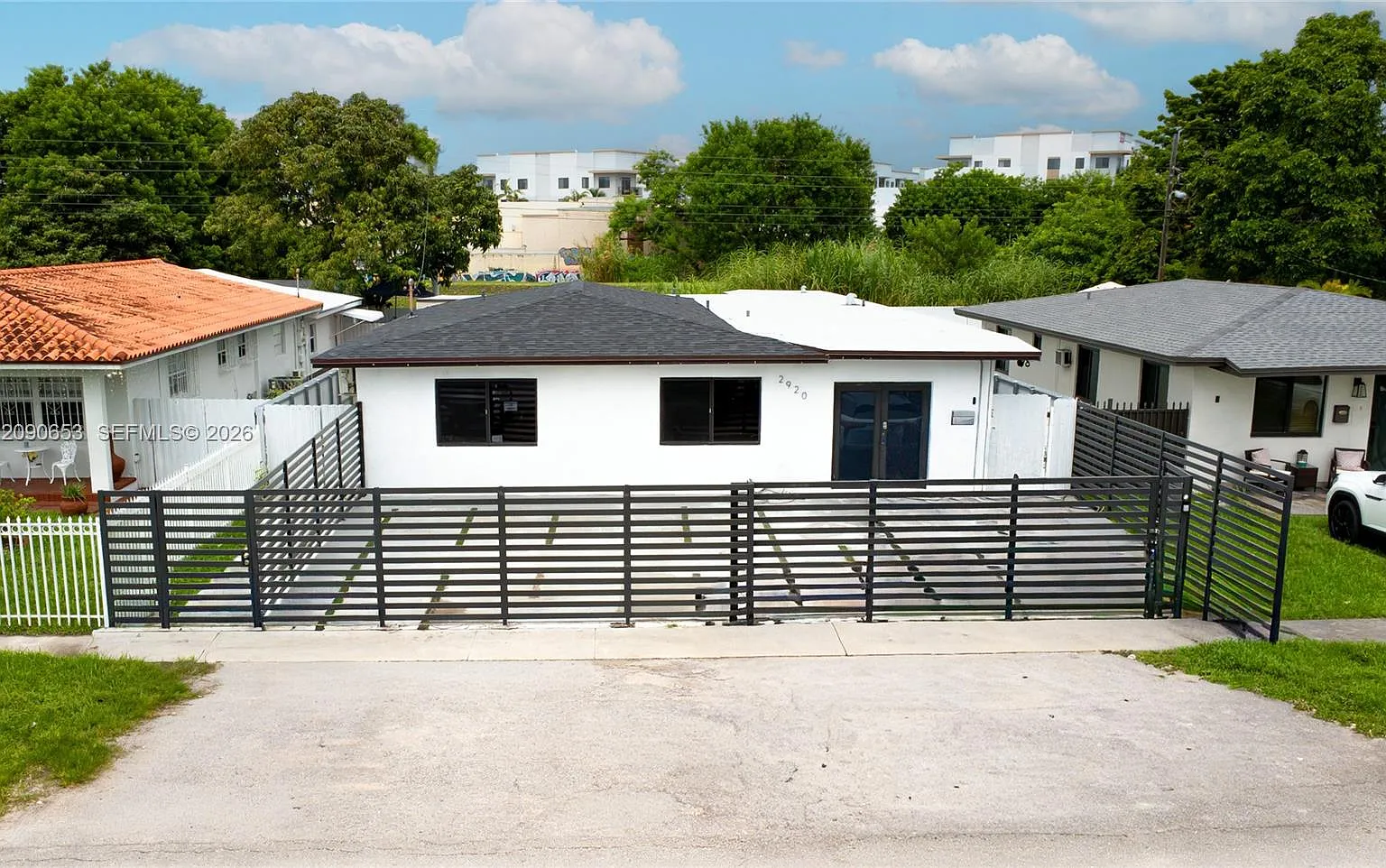 Central Miami Part 4 — Photo 1