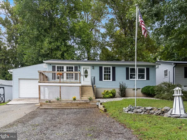 26914 Bartlett St, Mechanicsville, MD 20659
