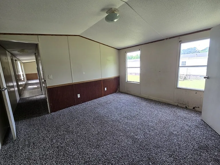 2502 Cattail Cir #33 — Photo 31