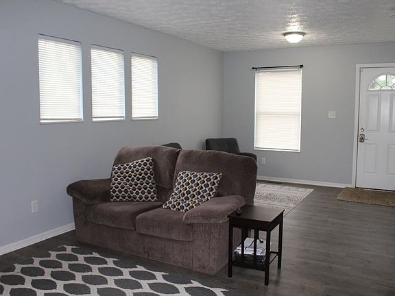 3rd image of 761 McAllister Ave
