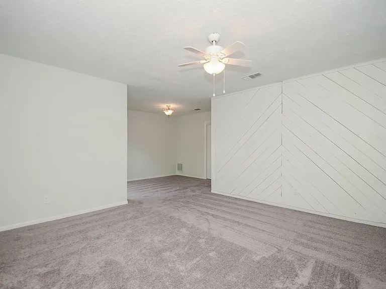 13814 Lynnwood Ln — Photo 19