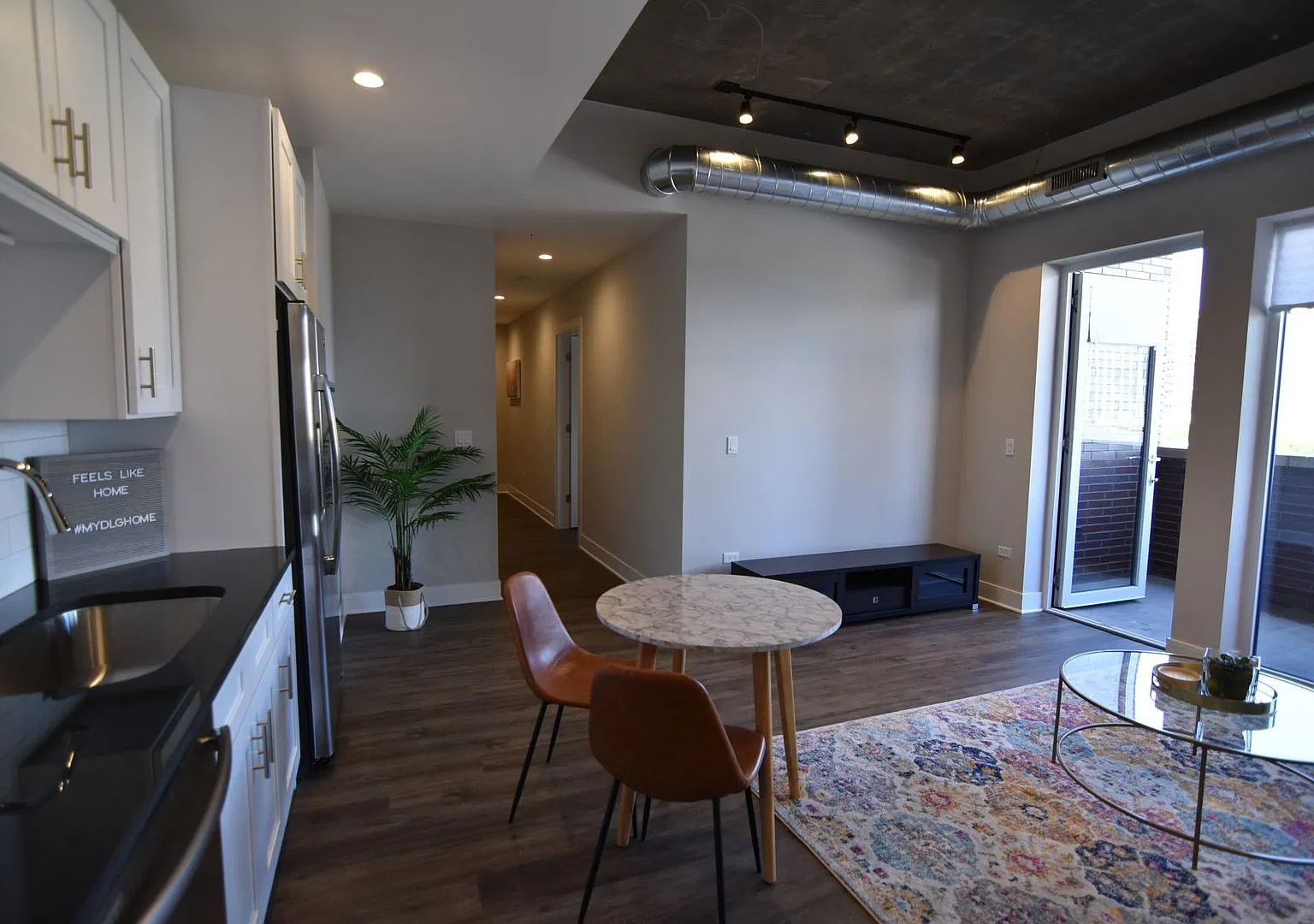 1 bed, 1.0 bath, 770 sqft, $2,850 — Photo 3