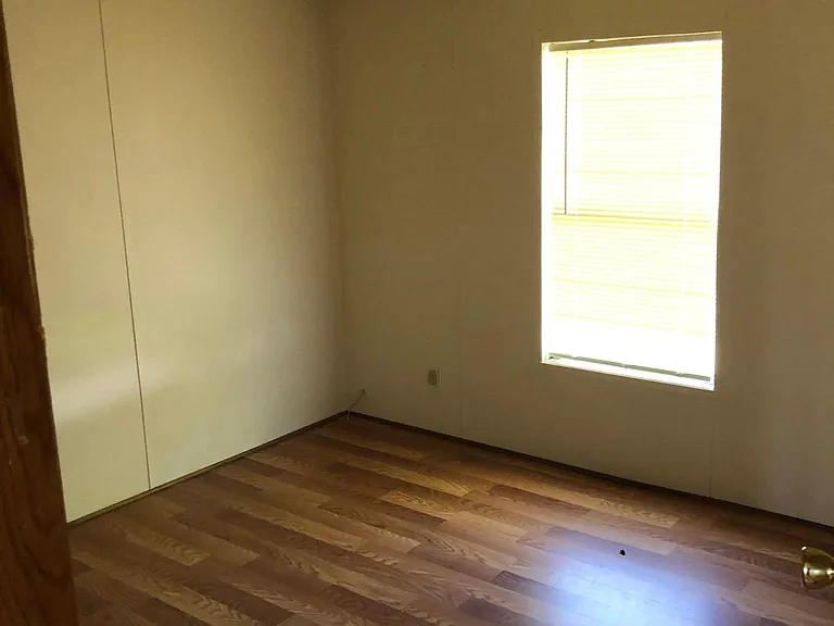 6185 Pine Tree Loop — Photo 5