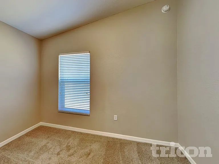 3382 Winchester Estates Cir — Photo 11