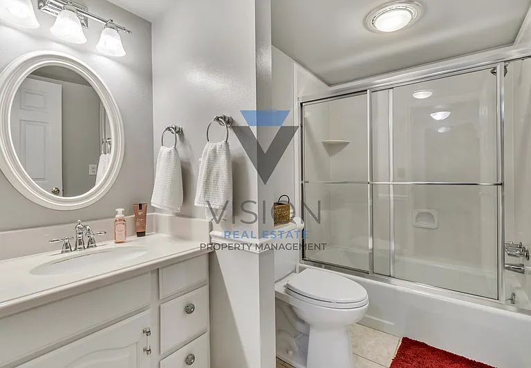 5761 S Waterbury Cir #I — Photo 11