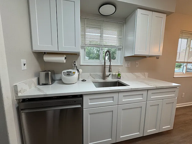 3231 Prairie Ave — Photo 4
