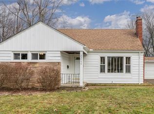 23750 Gessner Rd, North Olmsted, OH 44070
