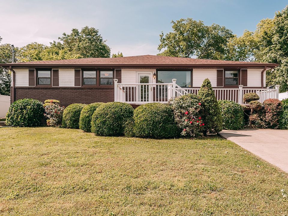 1st image of 109 Curtiswood Dr