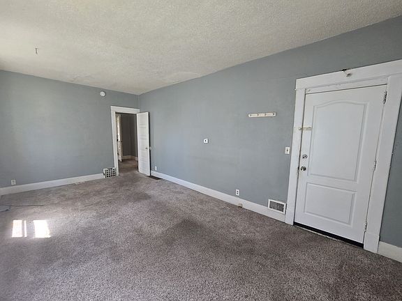 2nd image of 408 Locust St