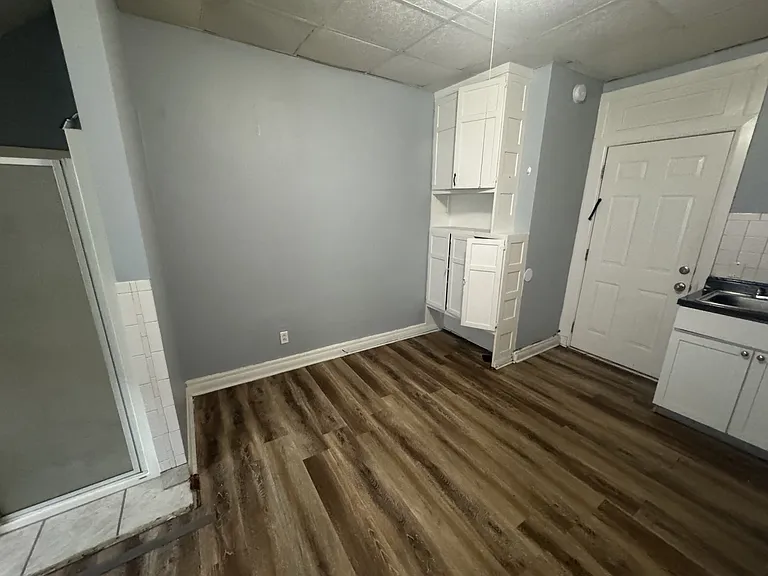 189 Lake Ave — Photo 4