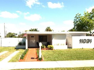 11031 SW 43rd St, Miami, FL 33165