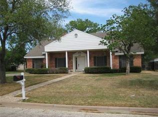 3805 Courtney Cir, Bryan, TX 77802