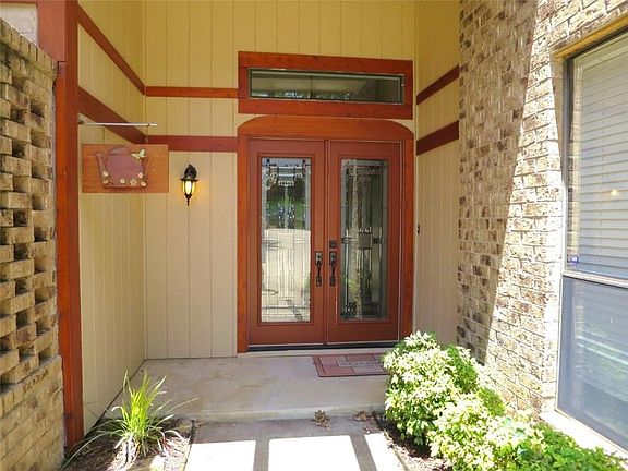 2nd image of 421 Glen Canyon Dr