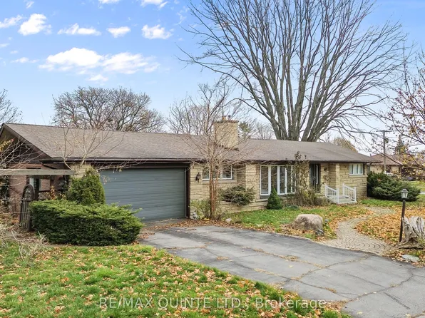 5 Stanley Park Dr, Belleville, ON K8N 4N1