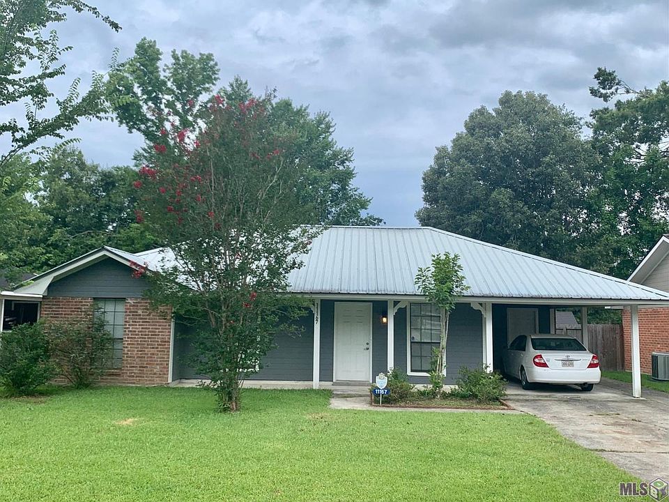 1st image of 11167 Village Green Dr
